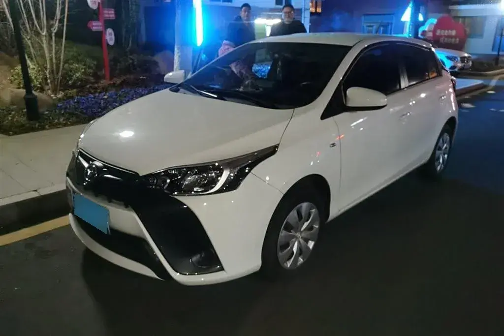2022 Toyota Yaris L 1.5L 112HP L4 CVT