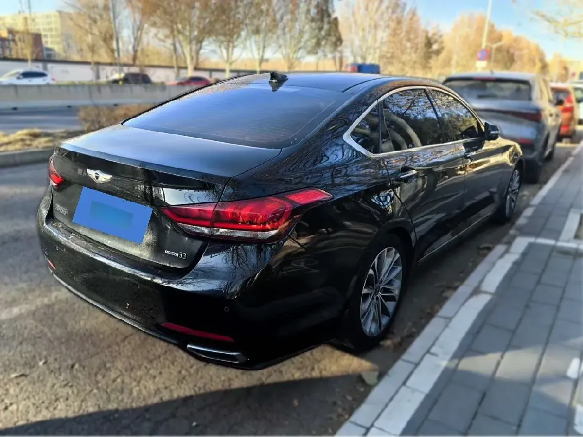 2015 Hyundai Cenesis 3.3L 282HP V6 8AT,autocango,china used car exporter,china ev exporter,chinese used car exporter,chinese used ev exporter