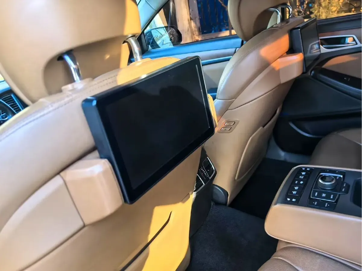 2015 Hyundai Cenesis 3.3L 282HP V6 8AT,autocango,china used car exporter,china ev exporter,chinese used car exporter,chinese used ev exporter