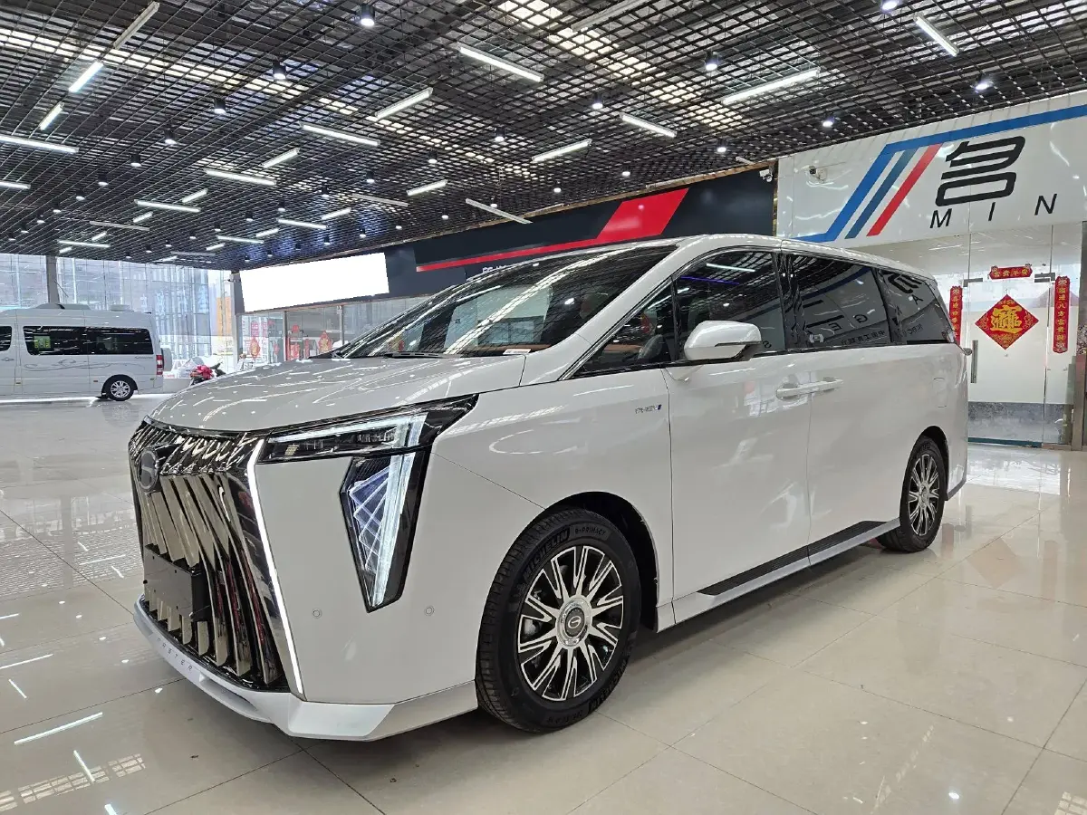 2025 GAC Trumpchi E9 2.0T 190HP L4 2DHT PHEV 25.5KWH