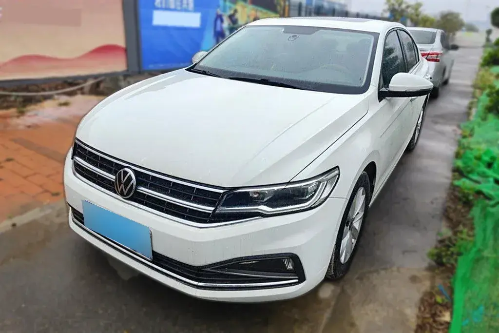 2021 Volkswagen Bora 1.5L 113HP L4 6AT