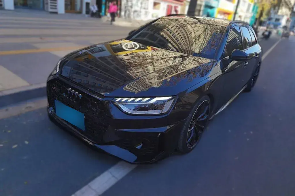 2021 Audi A4 2.0T 204HP L4 7DCT