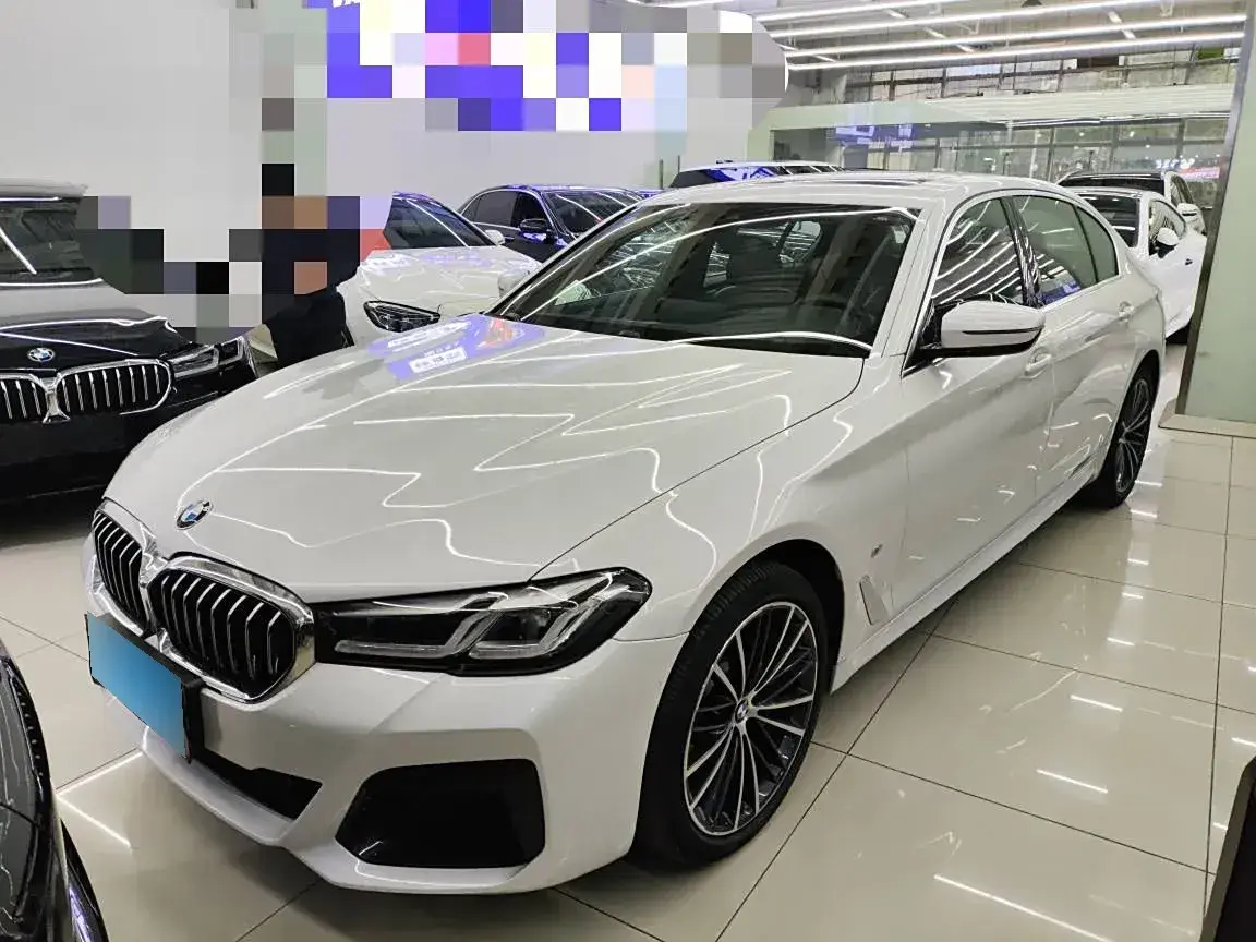 2023 BMW 5 Series 2.0T 245HP L4 8AT