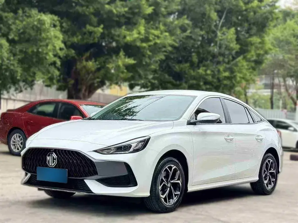 2023 MG 5 1.5L 129HP L4 5MT