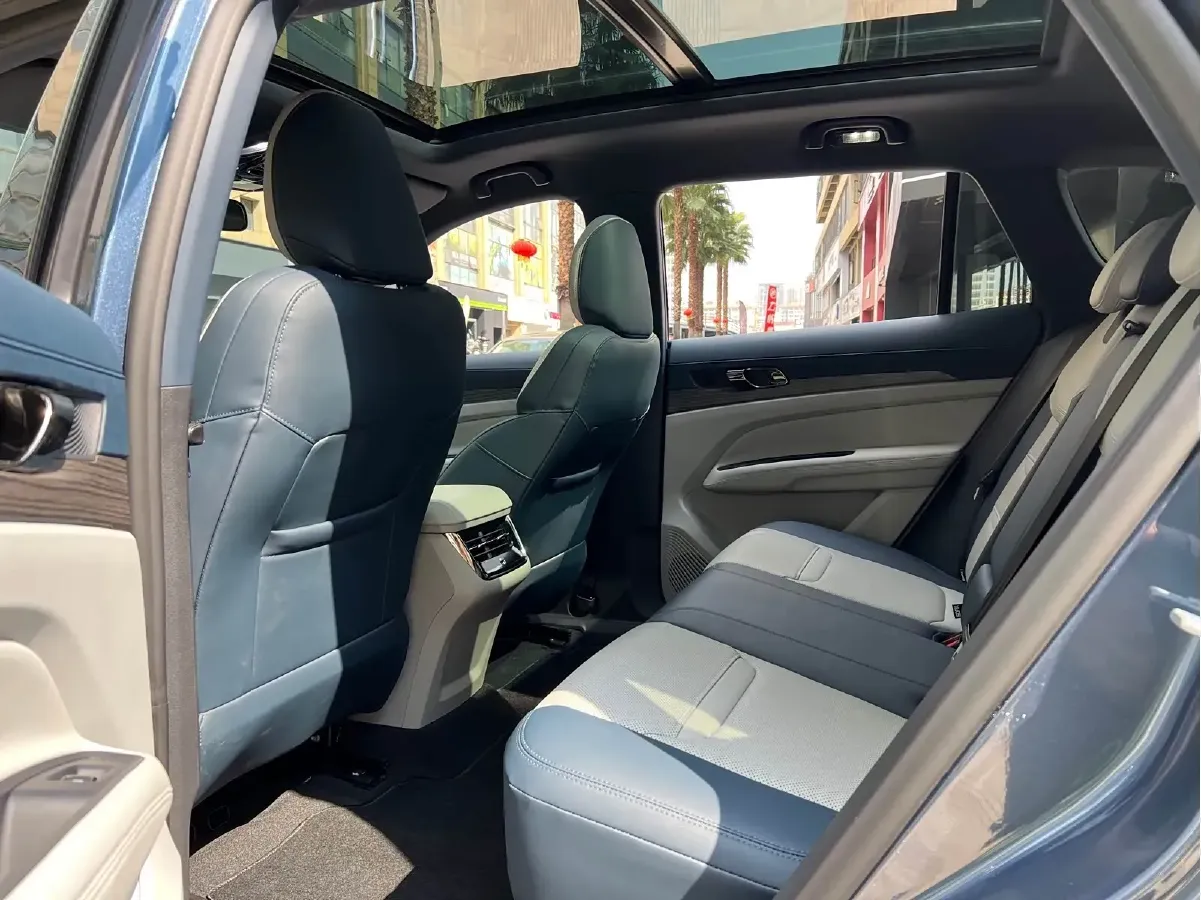 2023 Ford Equator Sport 1.5T 170HP L4 7DCT,autocango,china used car exporter,china ev exporter,chinese used car exporter,chinese used ev exporter