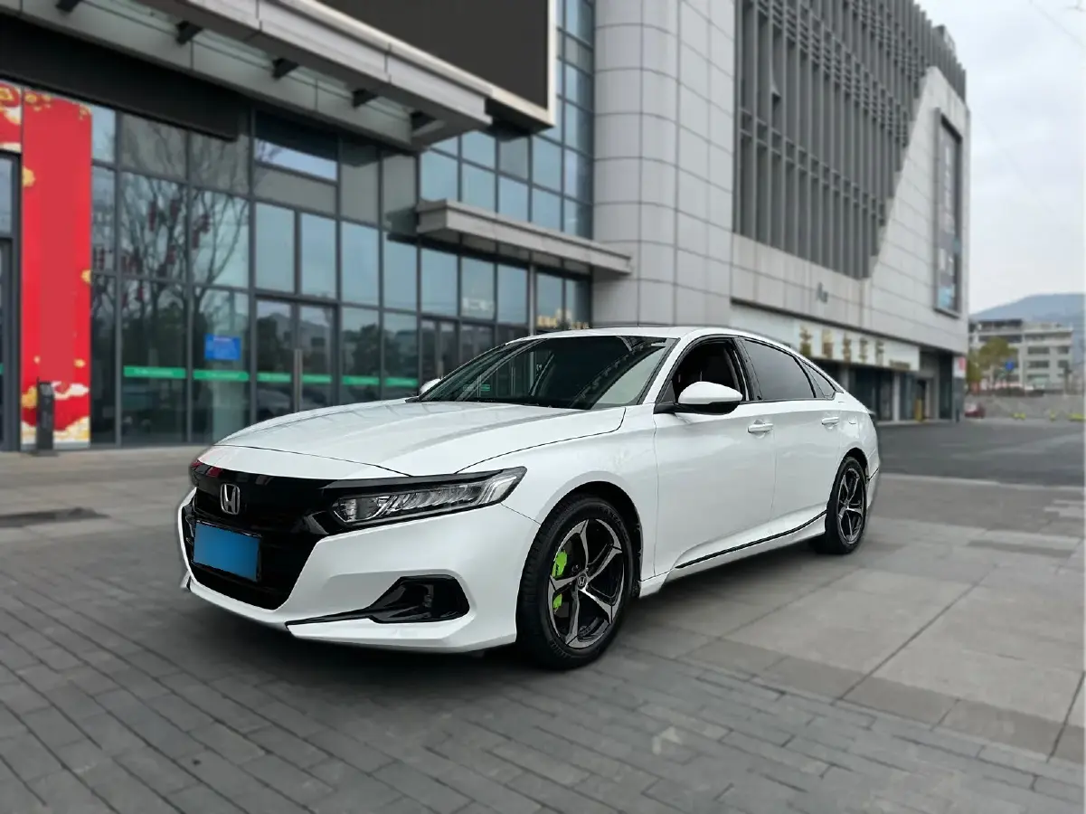 2022 Honda Accord 1.5T 194HP L4 CVT