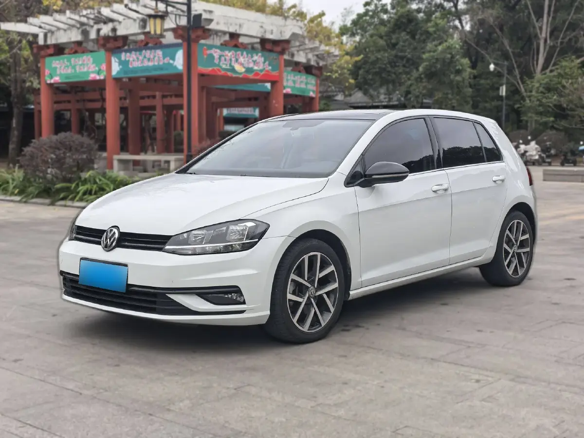2020 Volkswagen Golf 1.4T 150HP L4 7DCT