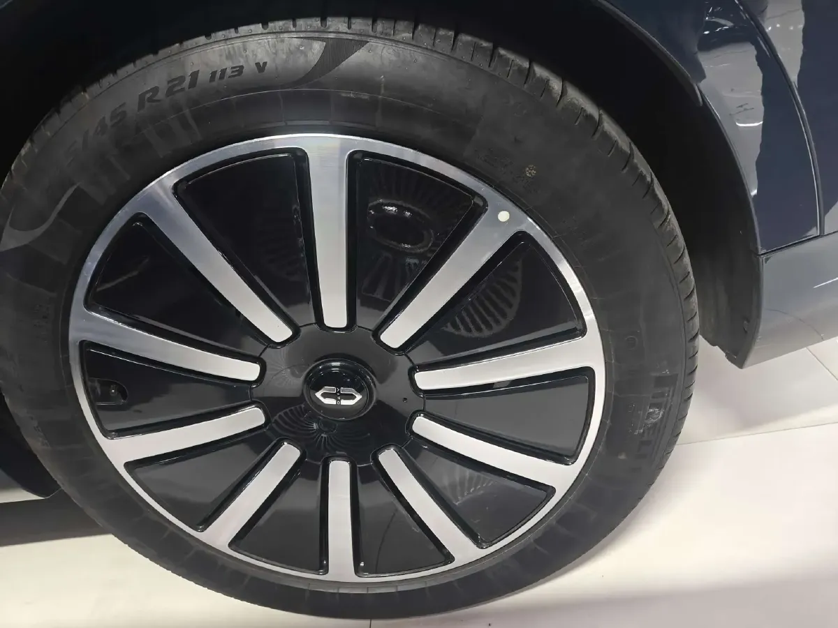 2024 HIMA AITO M9 BEV 100KWH,autocango,china used car exporter,china ev exporter,chinese used car exporter,chinese used ev exporter