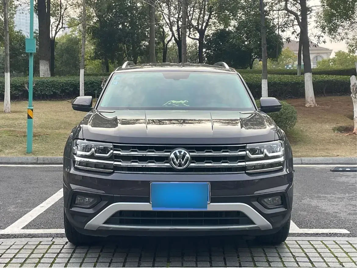 2017 Volkswagen Teramont 2.0T 220HP L4 7DCT
