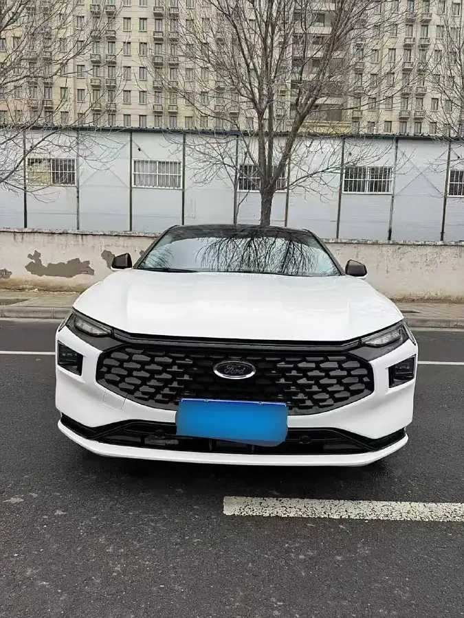 2023 Ford Mondeo 2.0T 254HP L4 8AT