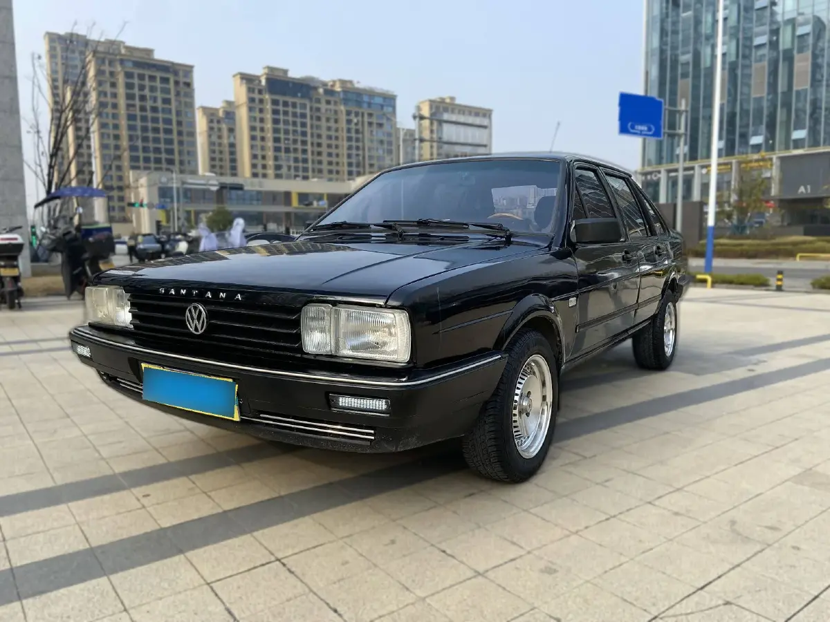 2004 Volkswagen Santana Classic 1.6L 87HP L4 5MT