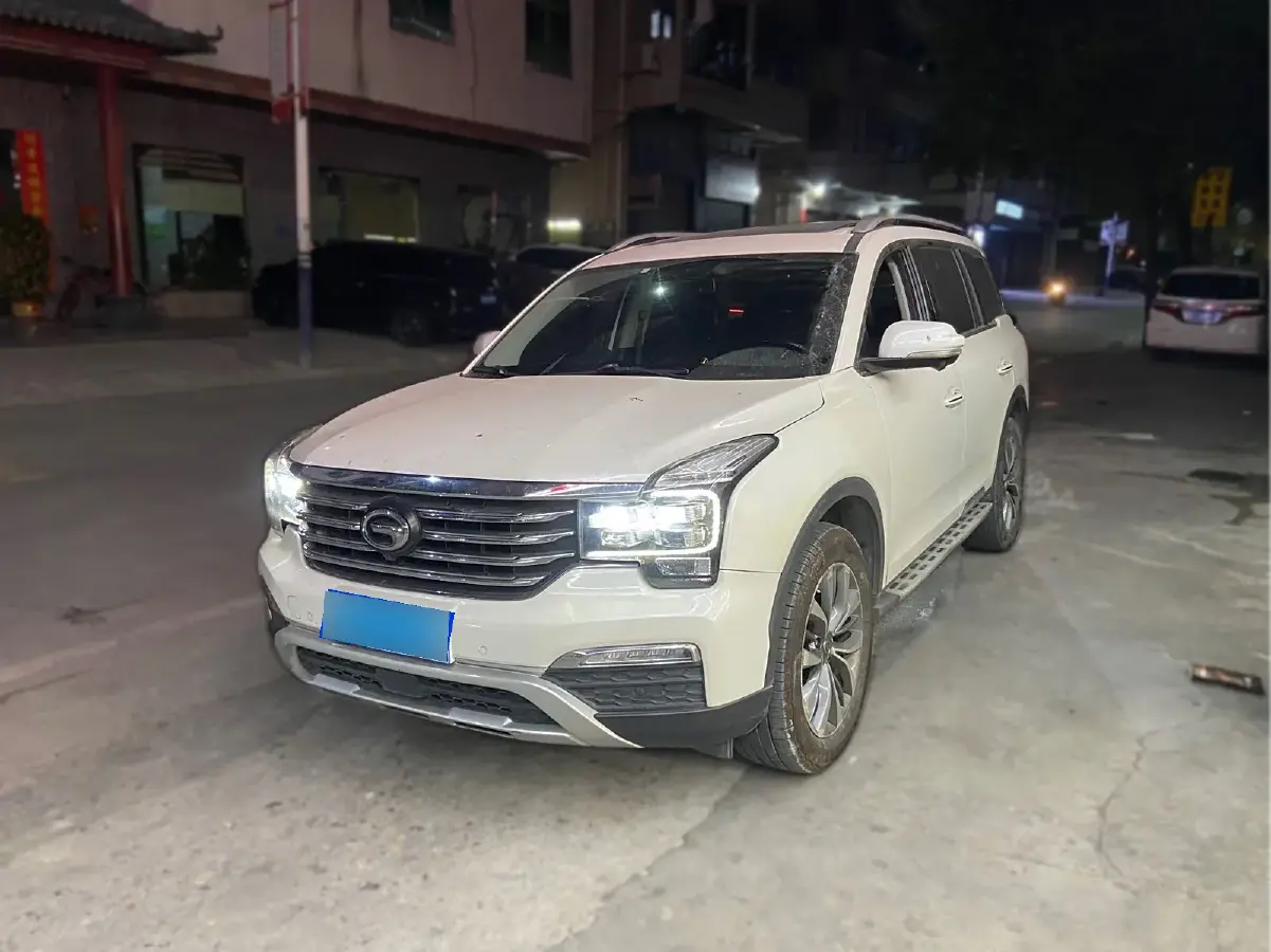 2017 GAC Trumpchi GS8 2.0T 201HP L4 6AT