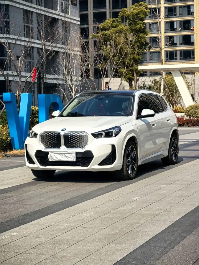2023 BMW iX1 BEV 66.45KWH