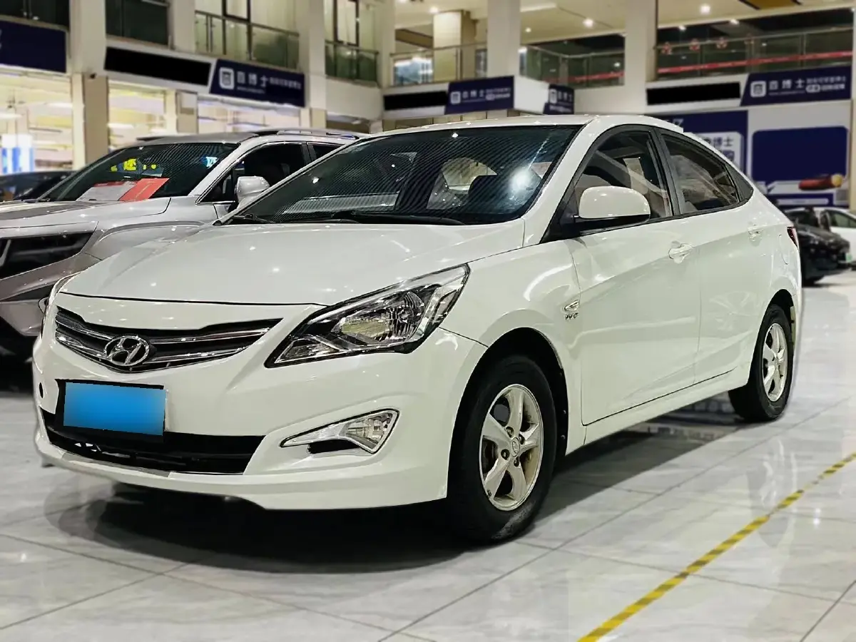 2016 Hyundai Reina 1.4L 107HP L4 5MT