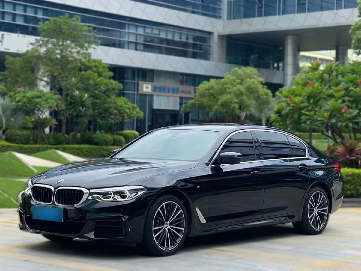 2021 BMW 5 Series 2.0T 252HP L4 8AT