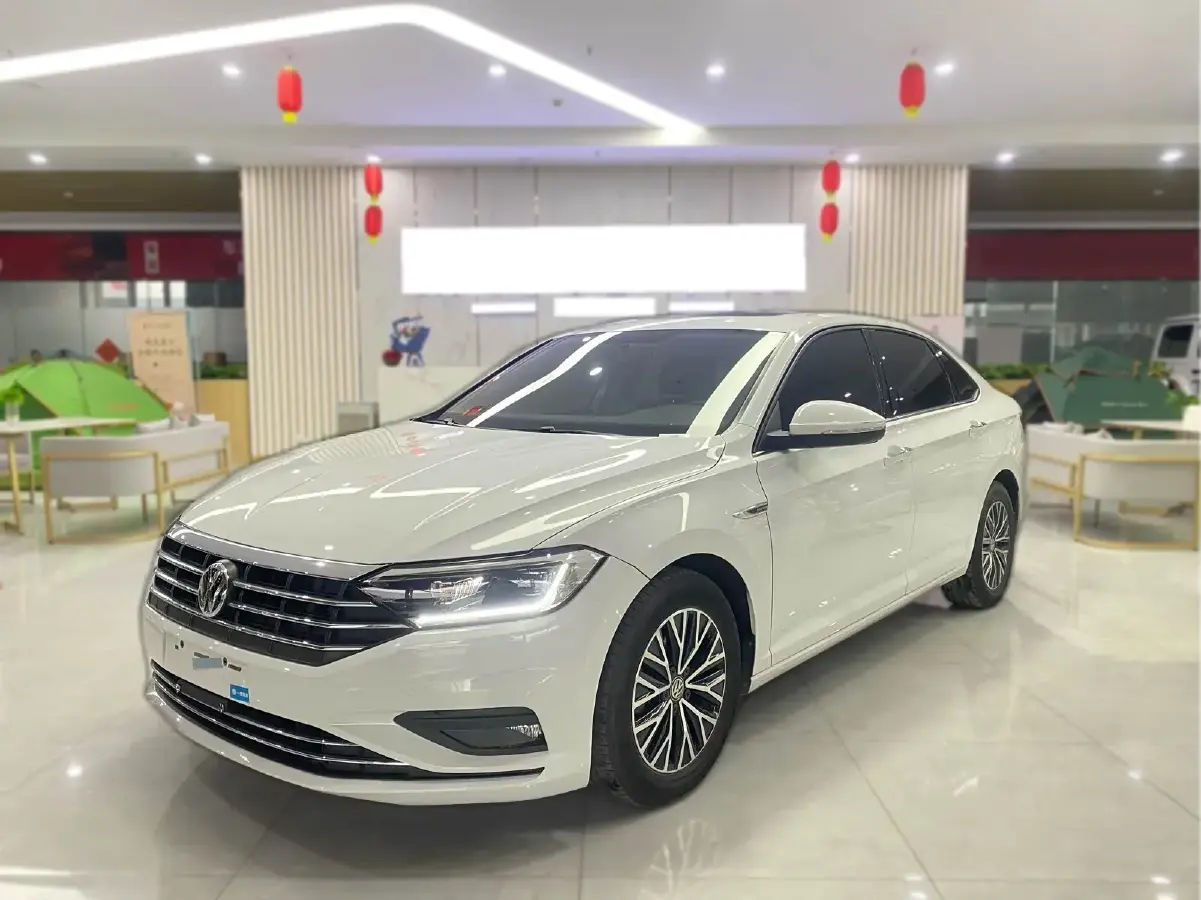 2020 Volkswagen Sagitar 1.4T 150HP L4 7DCT
