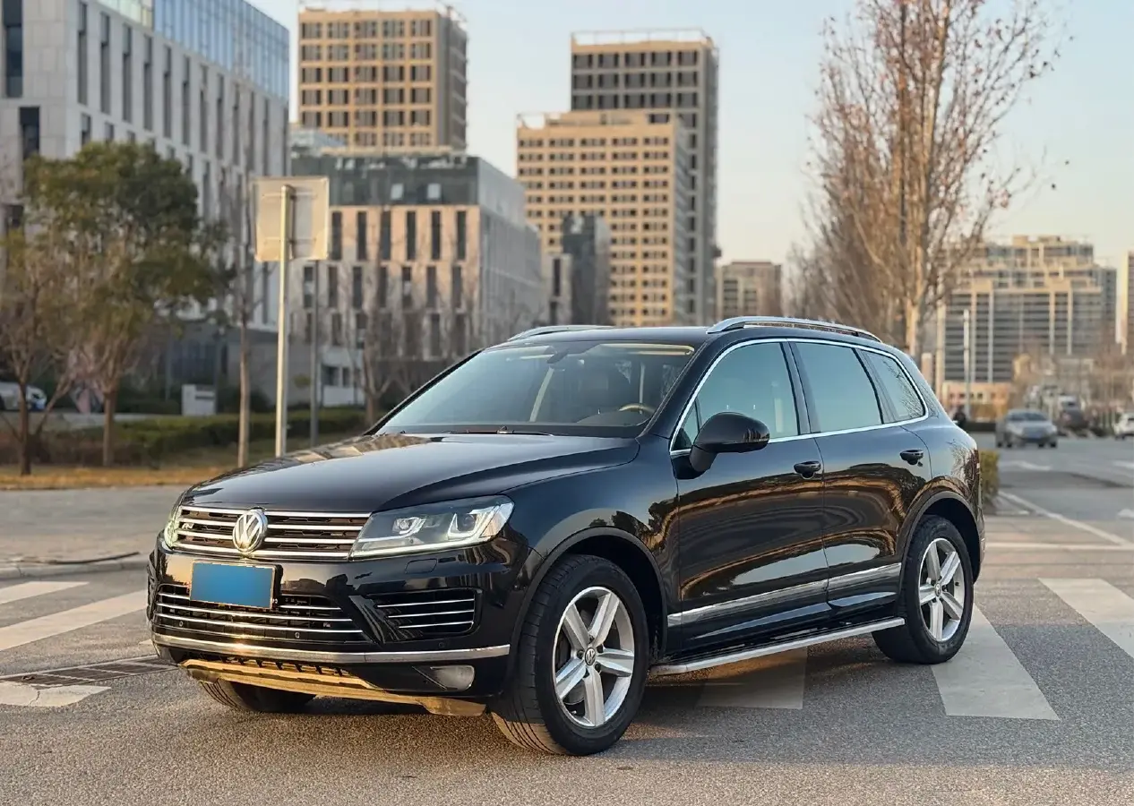 2017 Volkswagen Touareg 3.0T 320HP V6 8AT