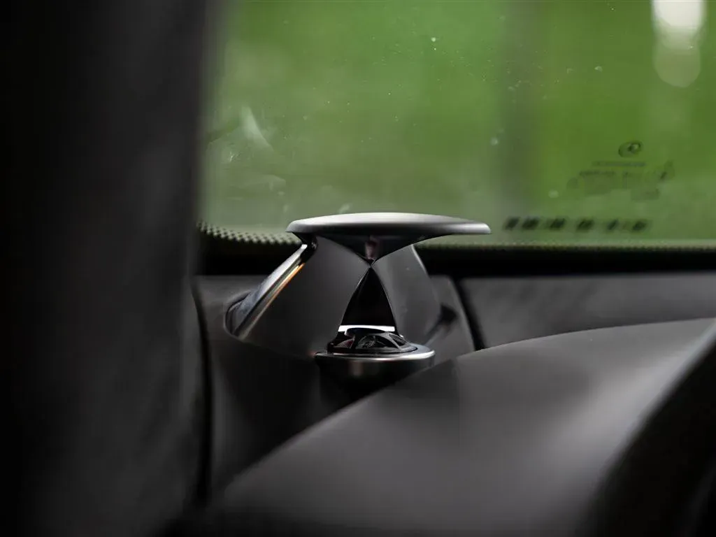 2011 Mercedes-Benz SLS AMG 6.2L 571HP V8 7DCT,autocango,china used car exporter,china ev exporter,chinese used car exporter,chinese used ev exporter