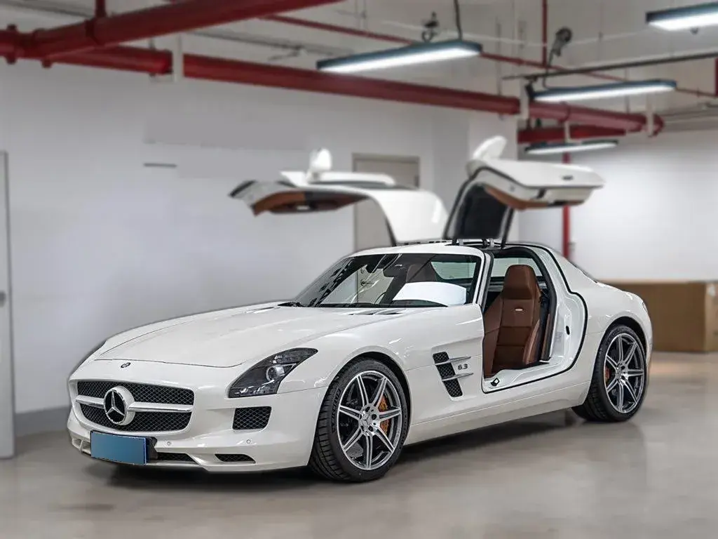 2011 Mercedes-Benz SLS AMG 6.2L 571HP V8 7DCT