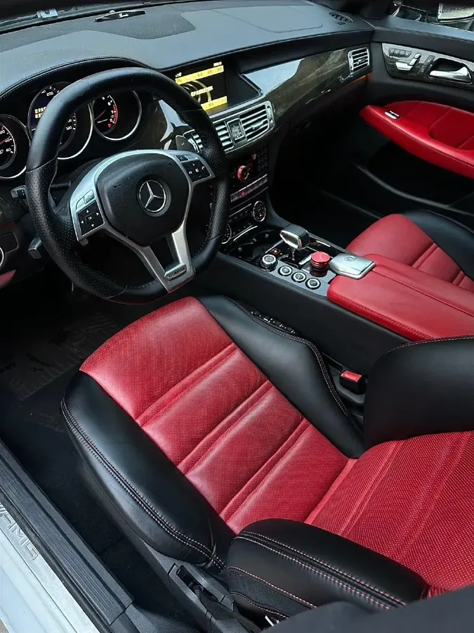 2012 Mercedes-Benz CLS AMG 5.5T 525HP V8 7AT,autocango,china used car exporter,china ev exporter,chinese used car exporter,chinese used ev exporter