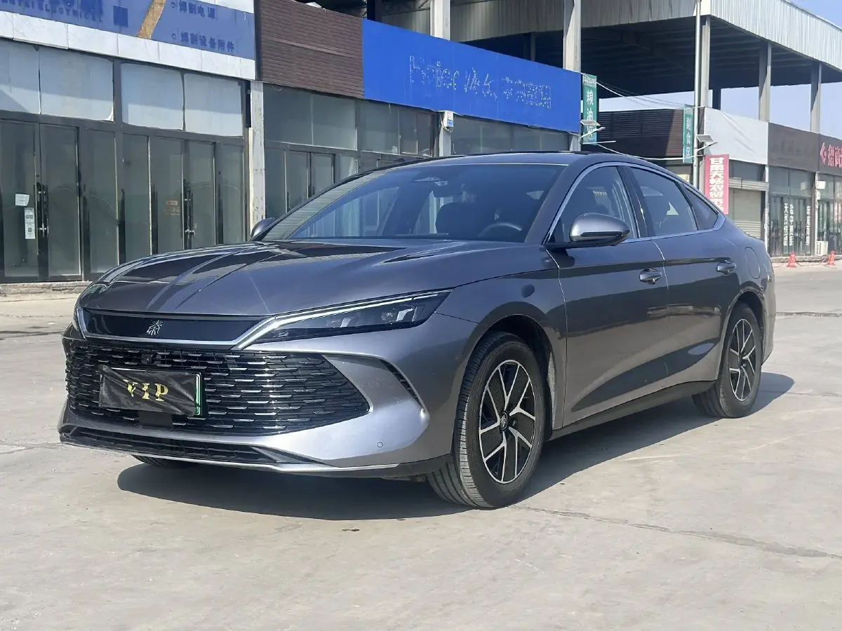 2024 BYD QinL 1.5L 101HP L4 E-CVT PHEV 15.87KWH