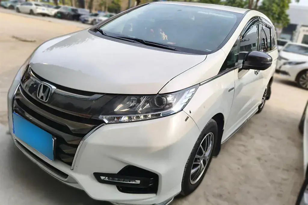 2019 Honda Odyssey 2.0L 146HP L4 E-CVT Hybrid