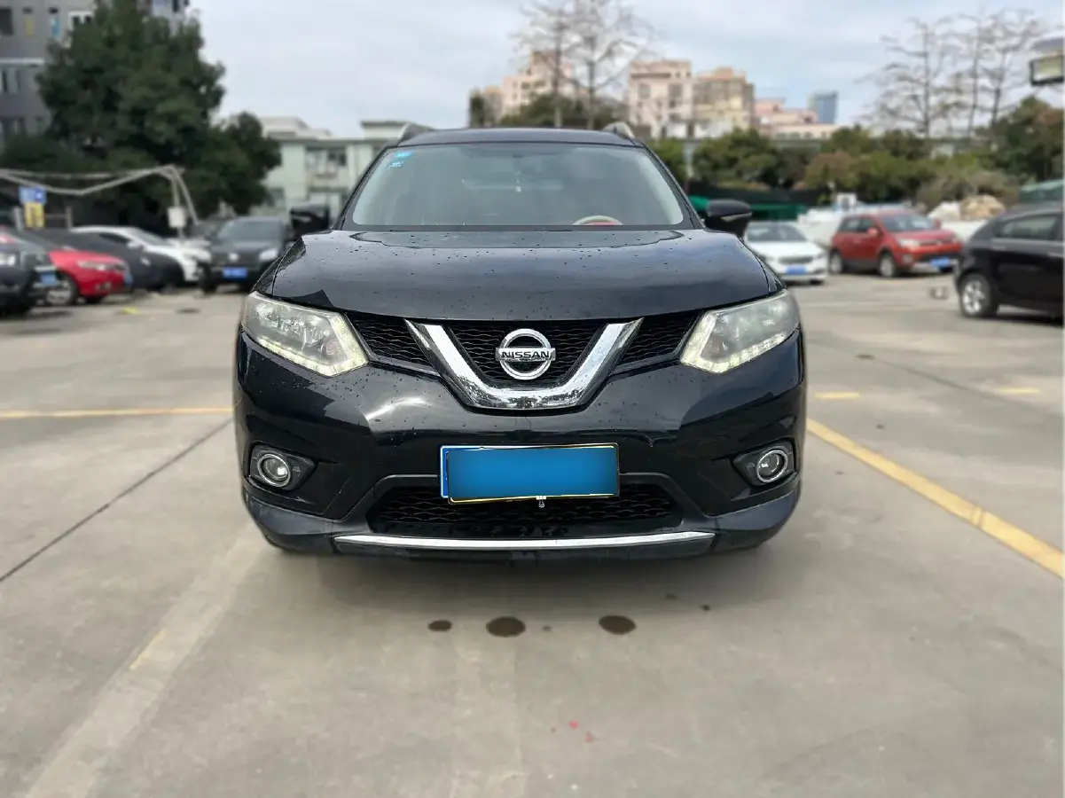 2014 Nissan X-Trail 2.0L 150HP L4 CVT