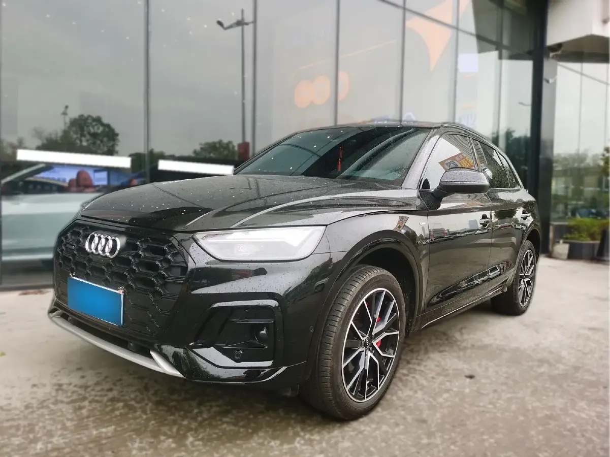 2025 Audi Q5L 2.0T 245HP L4 7DCT