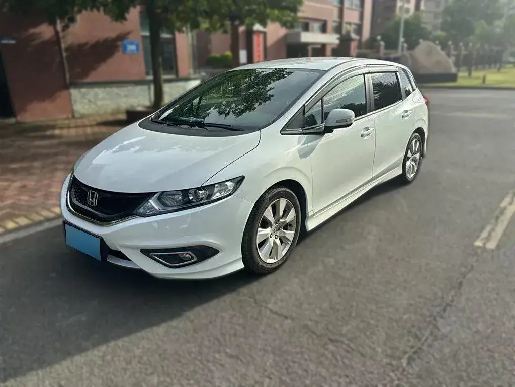 2014 Honda Jade 1.8L 141HP L4 5AT