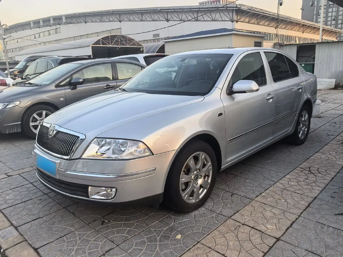 2008 Skoda Octavia 1.8T 160HP L4 6AT