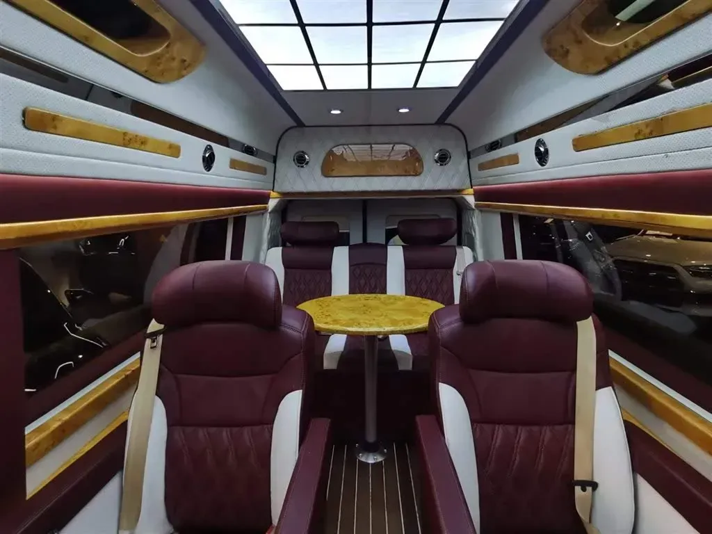 2011 Ford E350 5.4L 258HP V8 5AT,autocango,china used car exporter,china ev exporter,chinese used car exporter,chinese used ev exporter