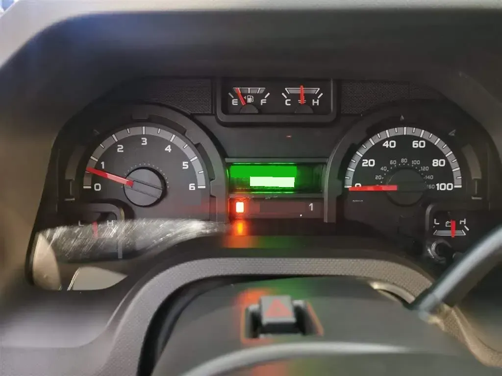 2011 Ford E350 5.4L 258HP V8 5AT,autocango,china used car exporter,china ev exporter,chinese used car exporter,chinese used ev exporter