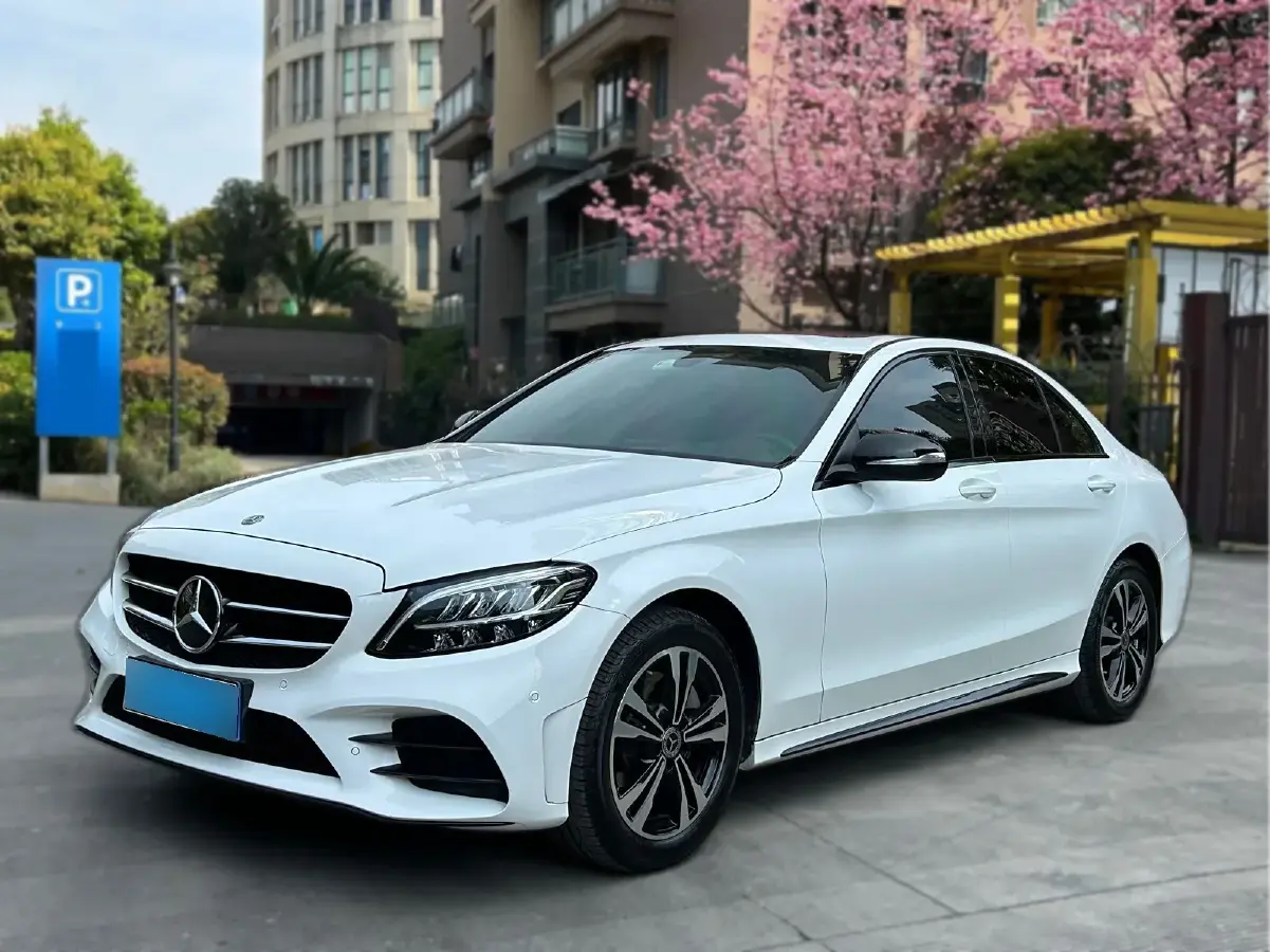 2020 Mercedes-Benz C Class 1.5T 184HP L4 9AT