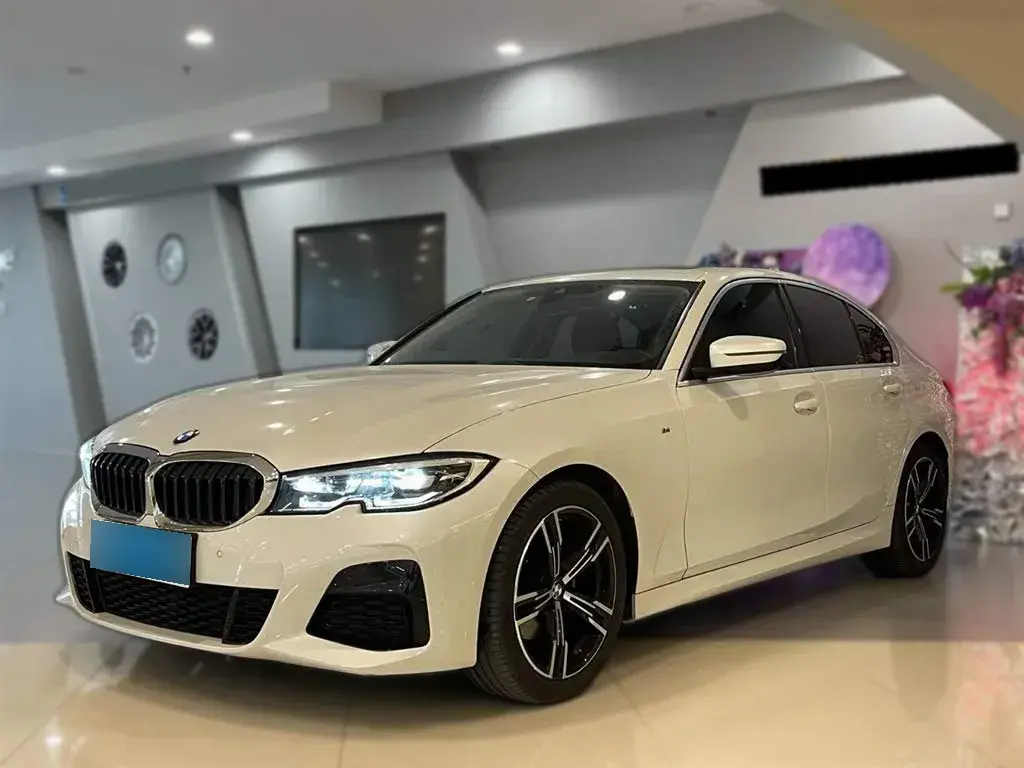 2022 BMW 3 Series 2.0T 184HP L4 8AT