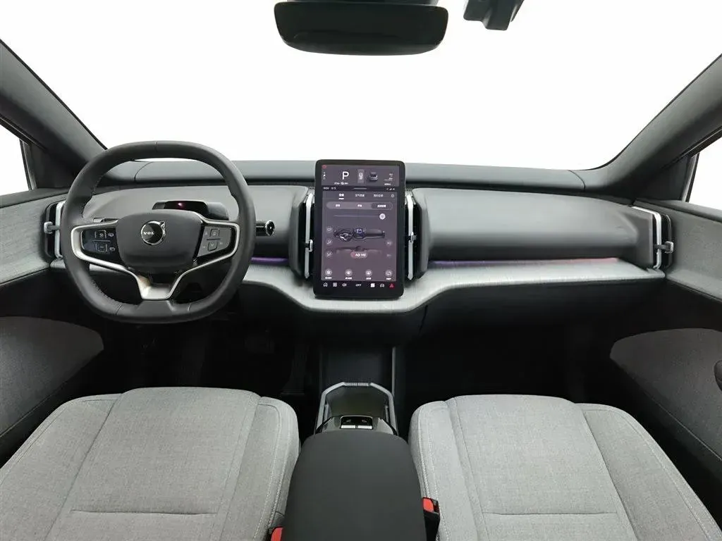 2025 Volvo EX30 BEV 66KWH,autocango,china used car exporter,china ev exporter,chinese used car exporter,chinese used ev exporter