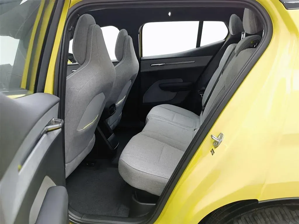 2025 Volvo EX30 BEV 66KWH,autocango,china used car exporter,china ev exporter,chinese used car exporter,chinese used ev exporter