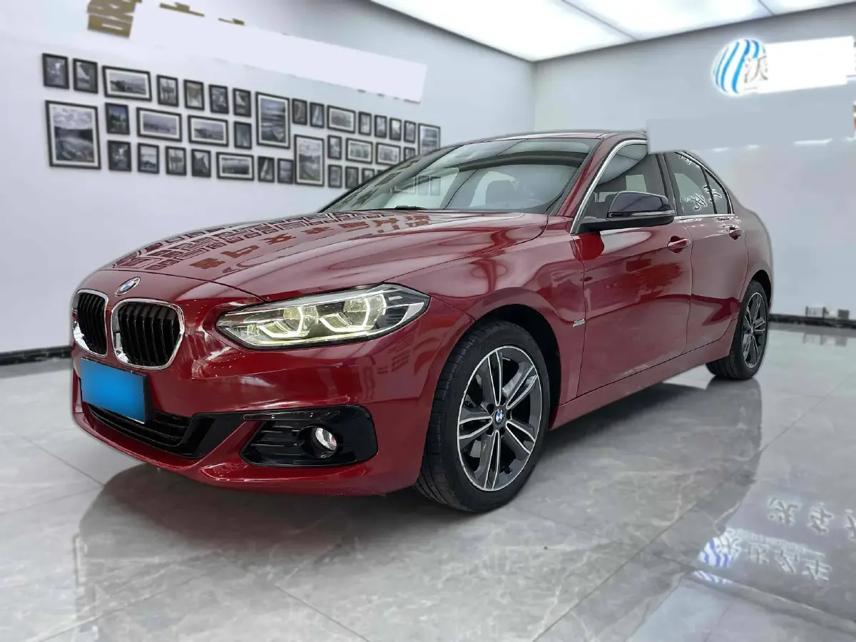 2018 BMW 1 Series 1.5T 136HP L3 6AT