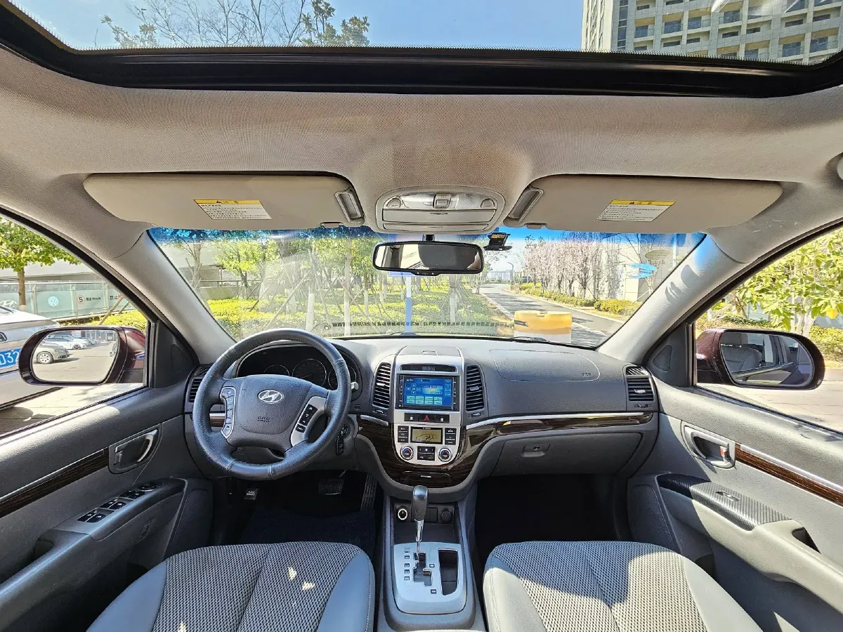 2010 Hyundai Santafe Classic 2.4L 174HP L4 6AT,autocango,china used car exporter,china ev exporter,chinese used car exporter,chinese used ev exporter