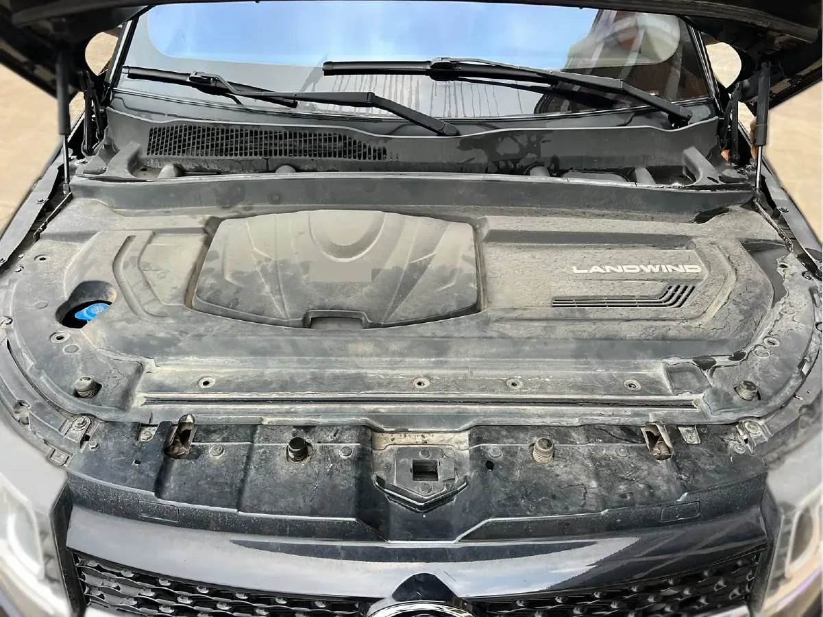 2018 Landwind X7 1.5T 163HP L4 8AT,autocango,china used car exporter,china ev exporter,chinese used car exporter,chinese used ev exporter