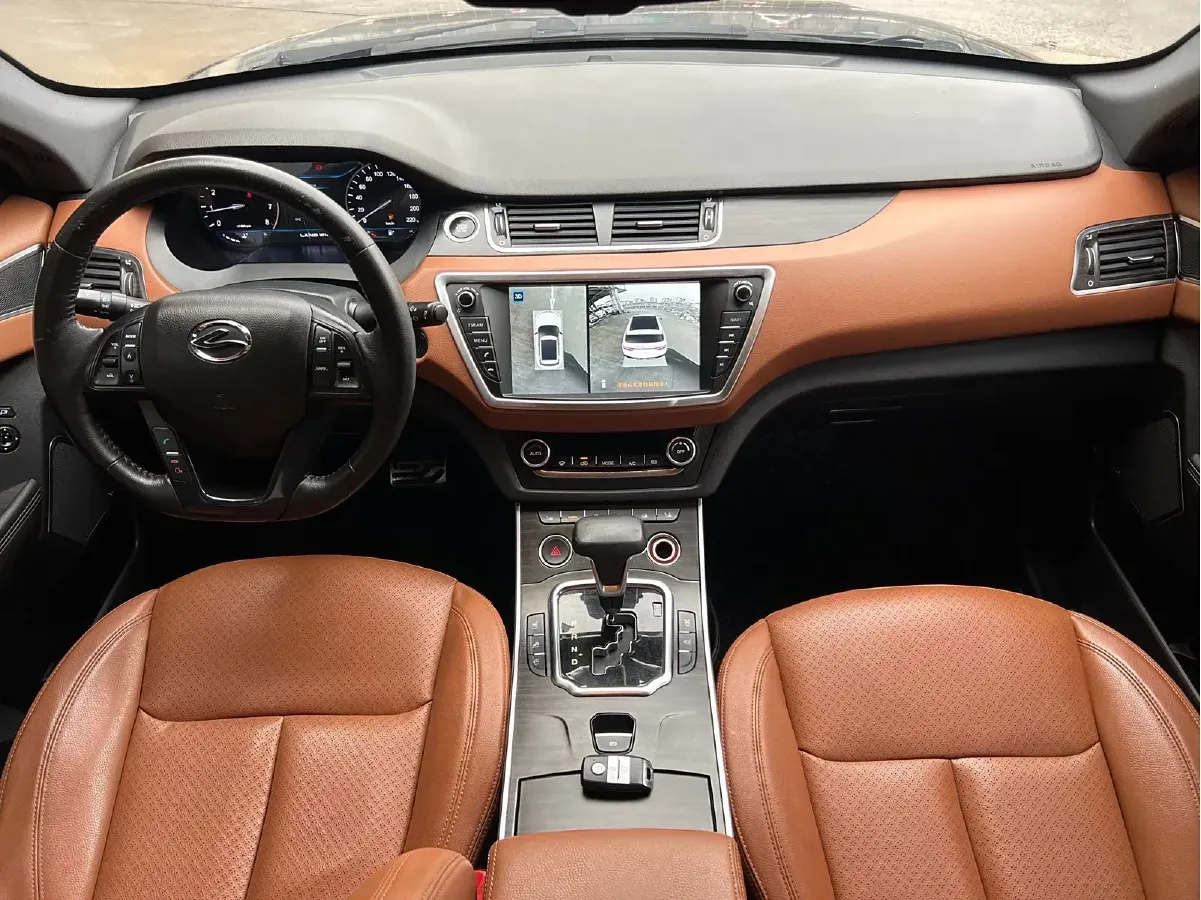 2018 Landwind X7 1.5T 163HP L4 8AT,autocango,china used car exporter,china ev exporter,chinese used car exporter,chinese used ev exporter