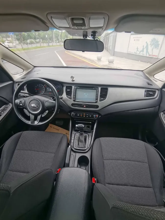 2013 Kia Carens 2.0L 152HP L4 6AT,autocango,china used car exporter,china ev exporter,chinese used car exporter,chinese used ev exporter