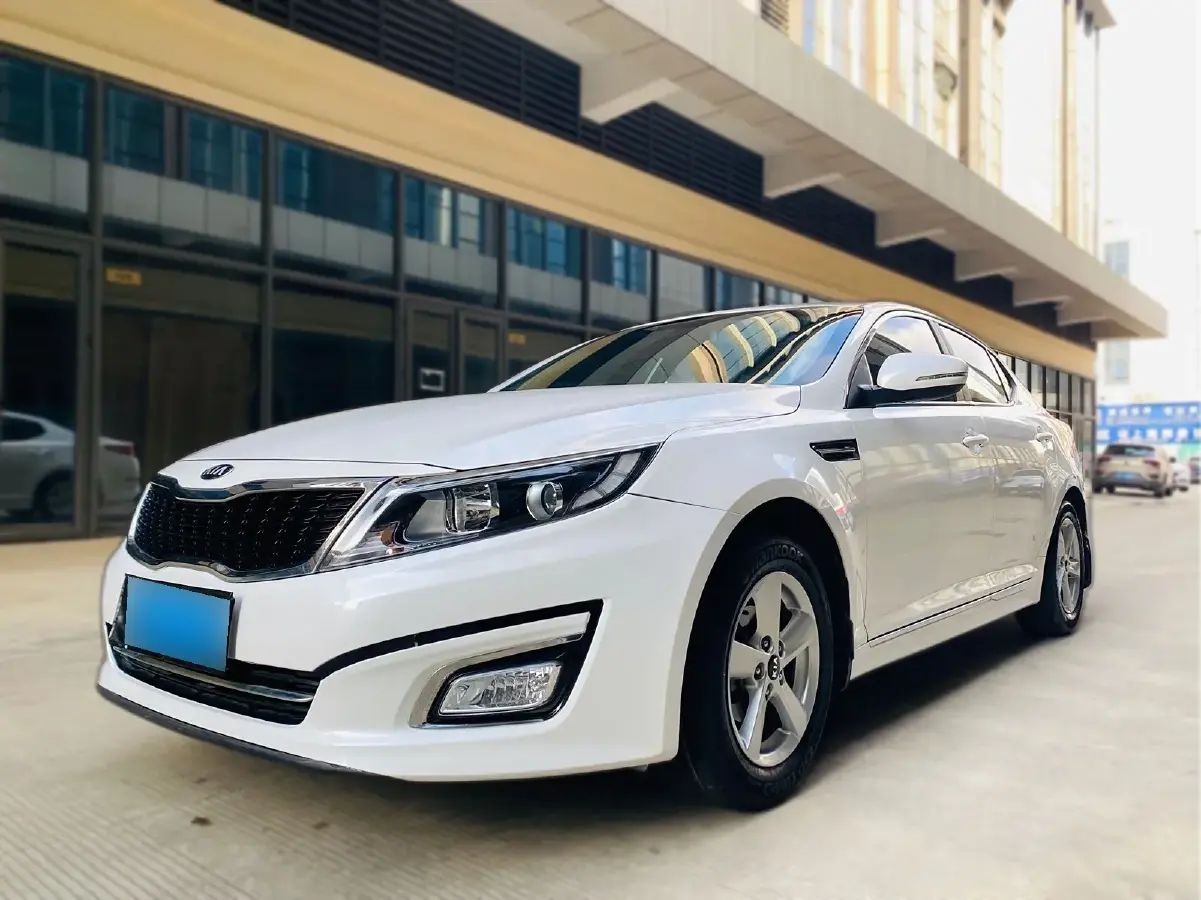 2014 Kia K5 2.0L 162HP L4 6AT