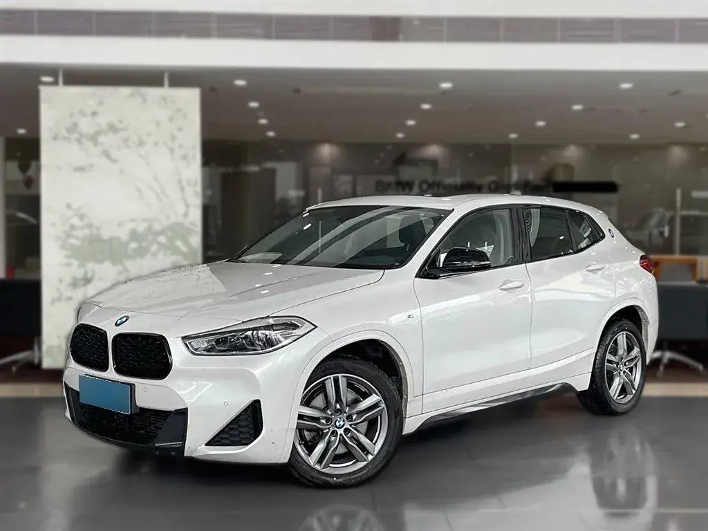 2023 BMW X2 2.0T 178HP L4 7DCT