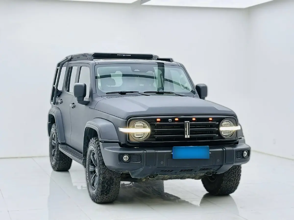 2021 Tank 300 2.0T 227HP L4 8AT