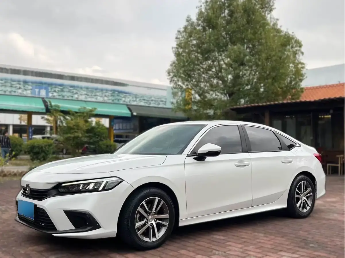 2022 Honda Civic 1.5T 182HP L4 CVT