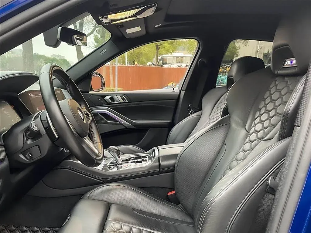 2020 BMW X6 M 4.4T 600HP V8 8AT,autocango,china used car exporter,china ev exporter,chinese used car exporter,chinese used ev exporter