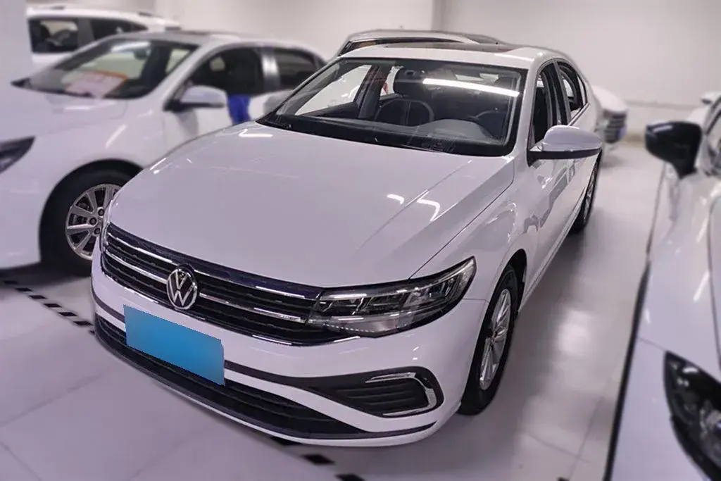 2023 Volkswagen Bora 1.5L 113HP L4 6AT