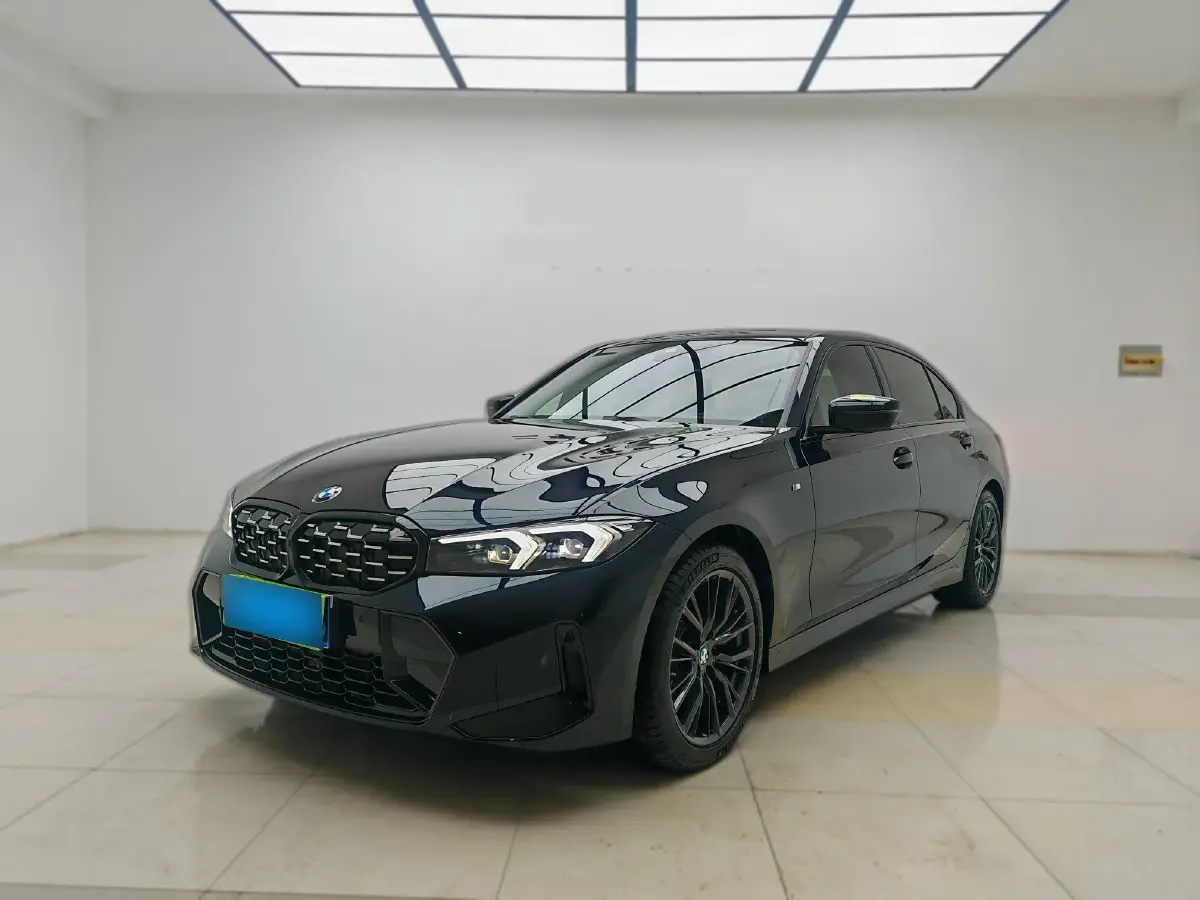 2024 BMW 3 Series 2.0T 184HP L4 8AT