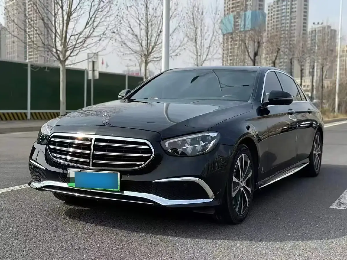 2022 Mercedes-Benz E Class 2.0T 211HP L4 9AT PHEV 25.4KWH