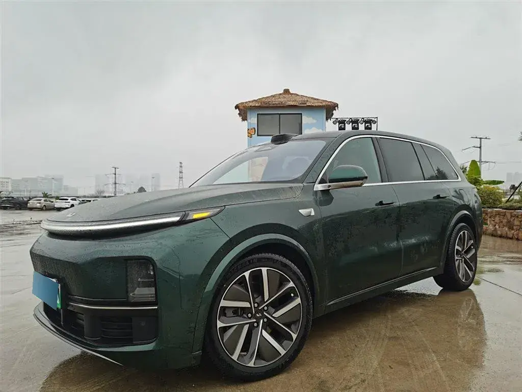 2022 Li L9 Range Extended 154HP REEV 42.6KWH